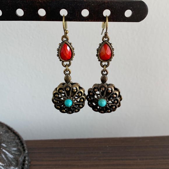 Jewelry - Beautiful earrings